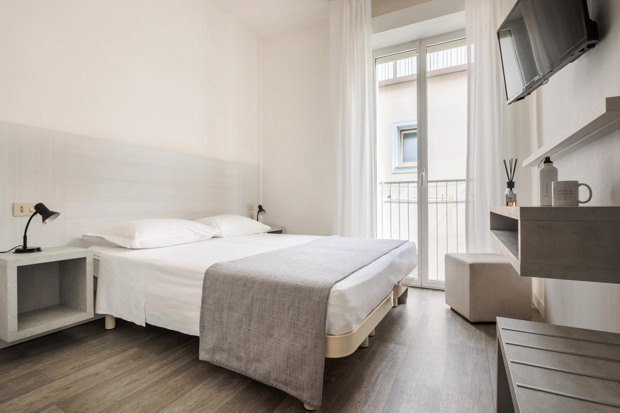 Hotel Cristina Cattolica